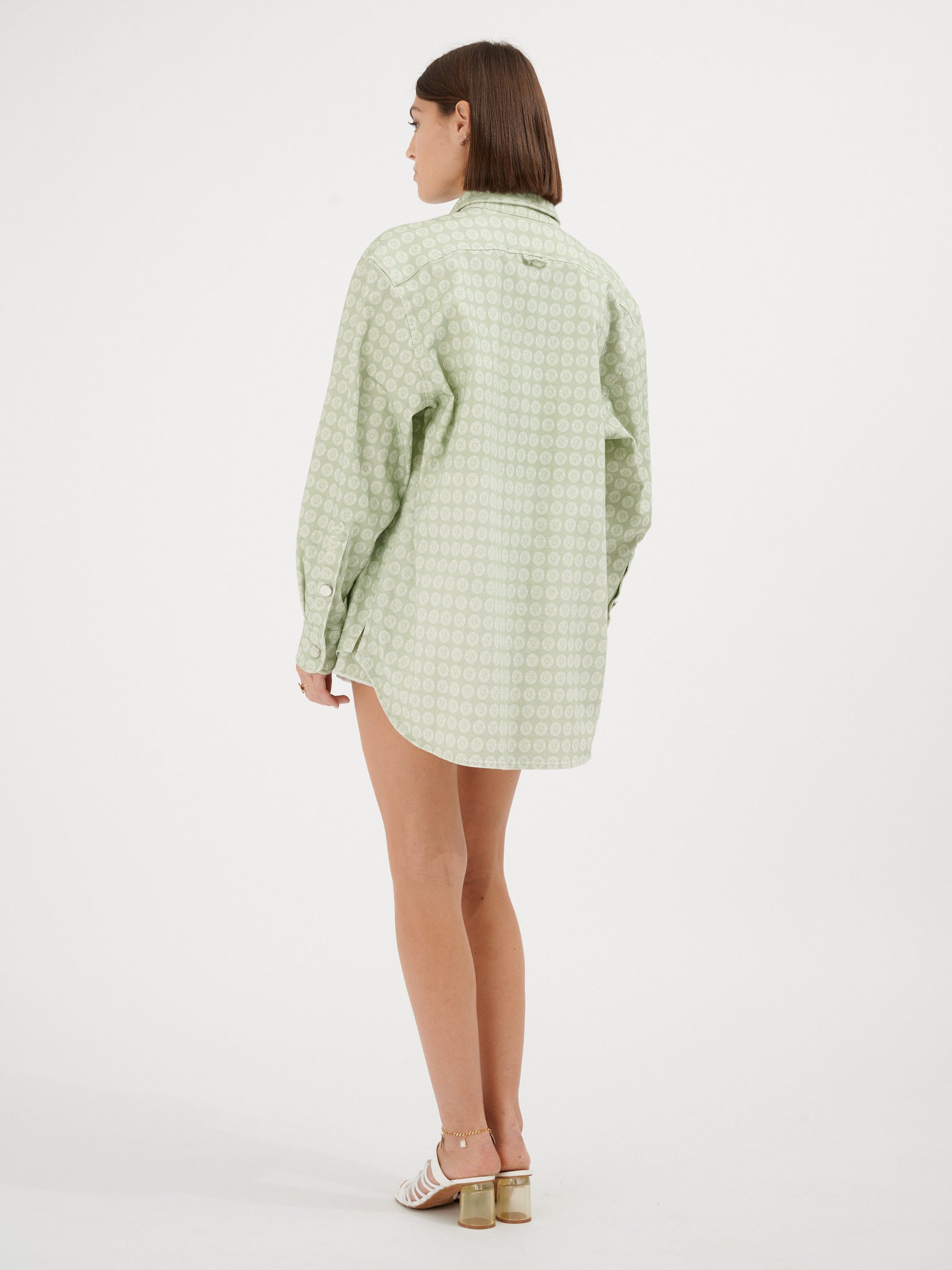 AGENOR - Oversized shirt in celadon green fabric Cotton with white coat of arms Shirt Fête Impériale