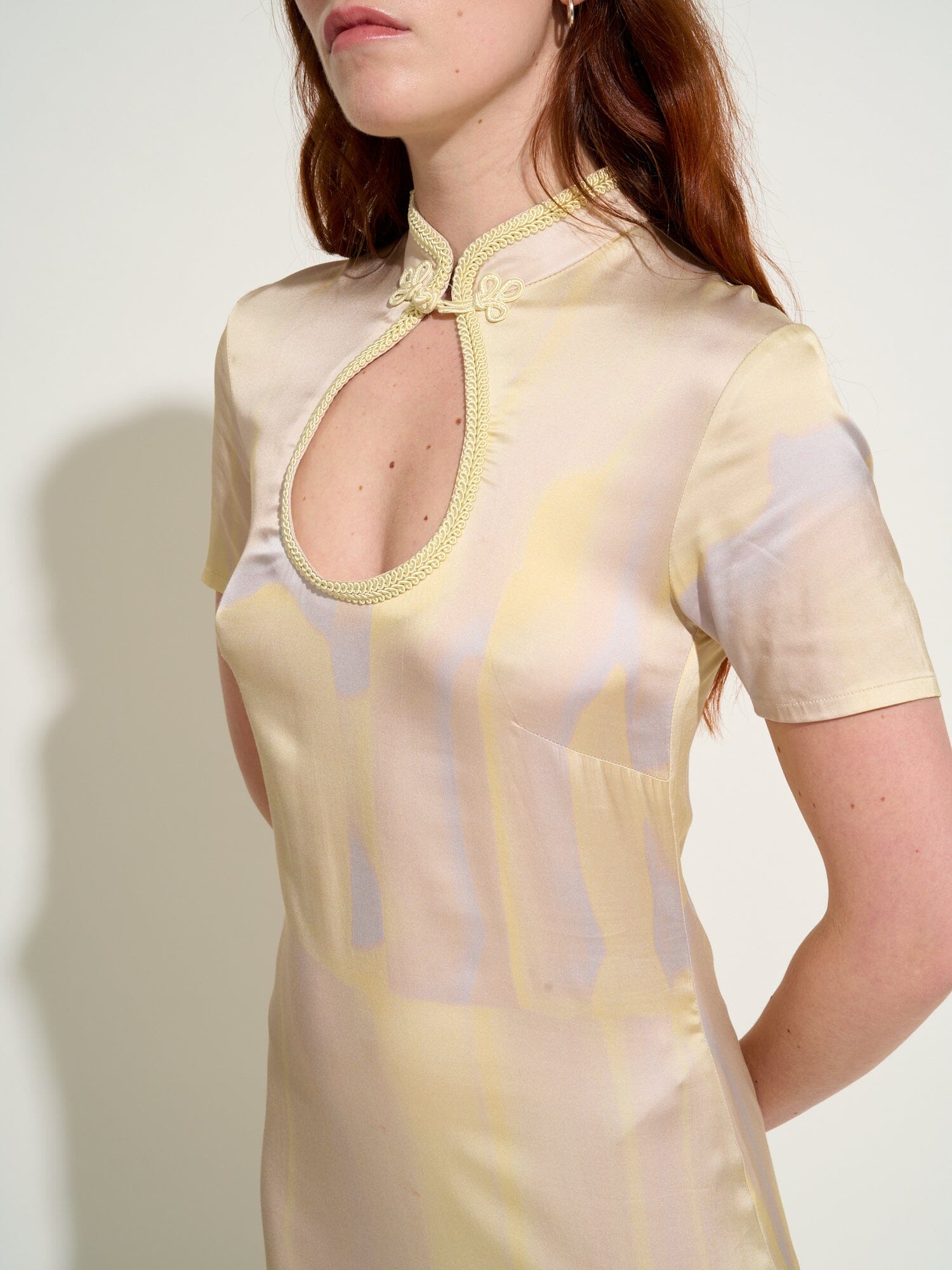 ANAIS - Tie & Dye yellow viscose satin slit maxi dress with teardrop neckline Dress Fête Impériale