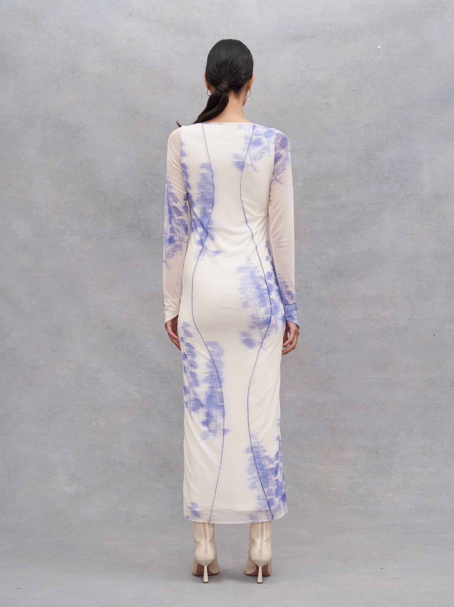 EVA - Oeko-Tex Abstract Tofu/Dazzling Blue Printed Tulle Boat Neck Maxi Dress Dress Fête Impériale