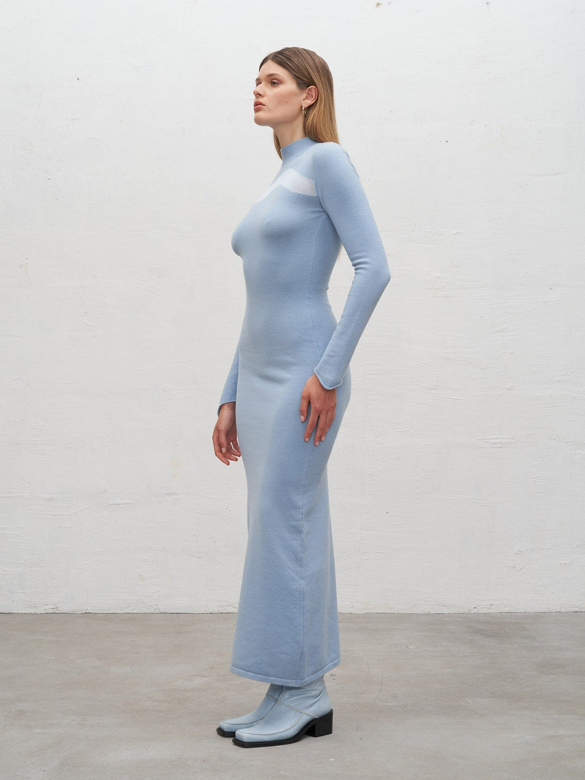 GAIA - Tailored long dress Turtleneck  and merino wool fishnet wave Blue Dress Fête Impériale