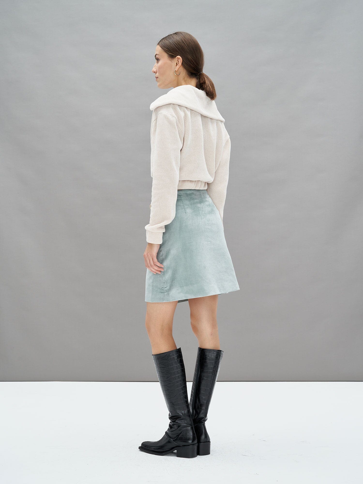 MERA - Short Asymmetrical Corduroy Wrap Skirt Vert de Gris Skirt Fête Impériale