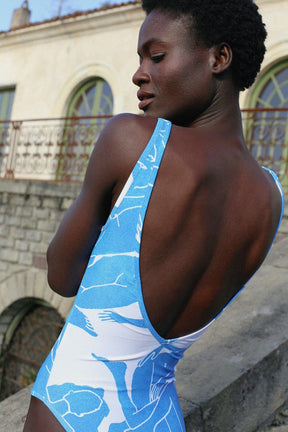 NAIADE - 1-piece swimsuit with low cut back Oeko-Tex print Géants Bleus Swimsuit Fête Impériale