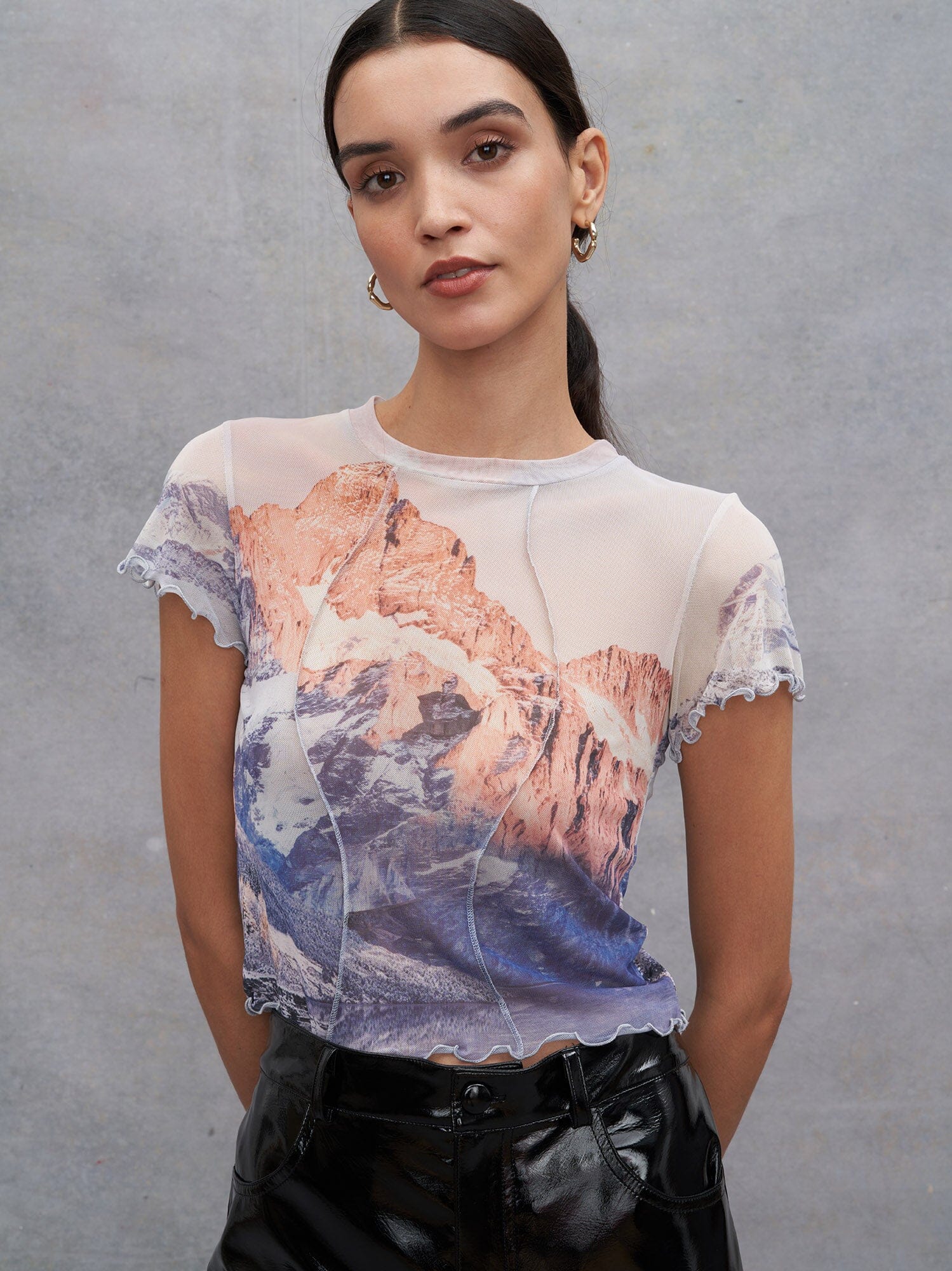 NATA - Oeko Tex stretch tulle top with short sleeves and wave cut-outs Reborn Top print Fête Impériale