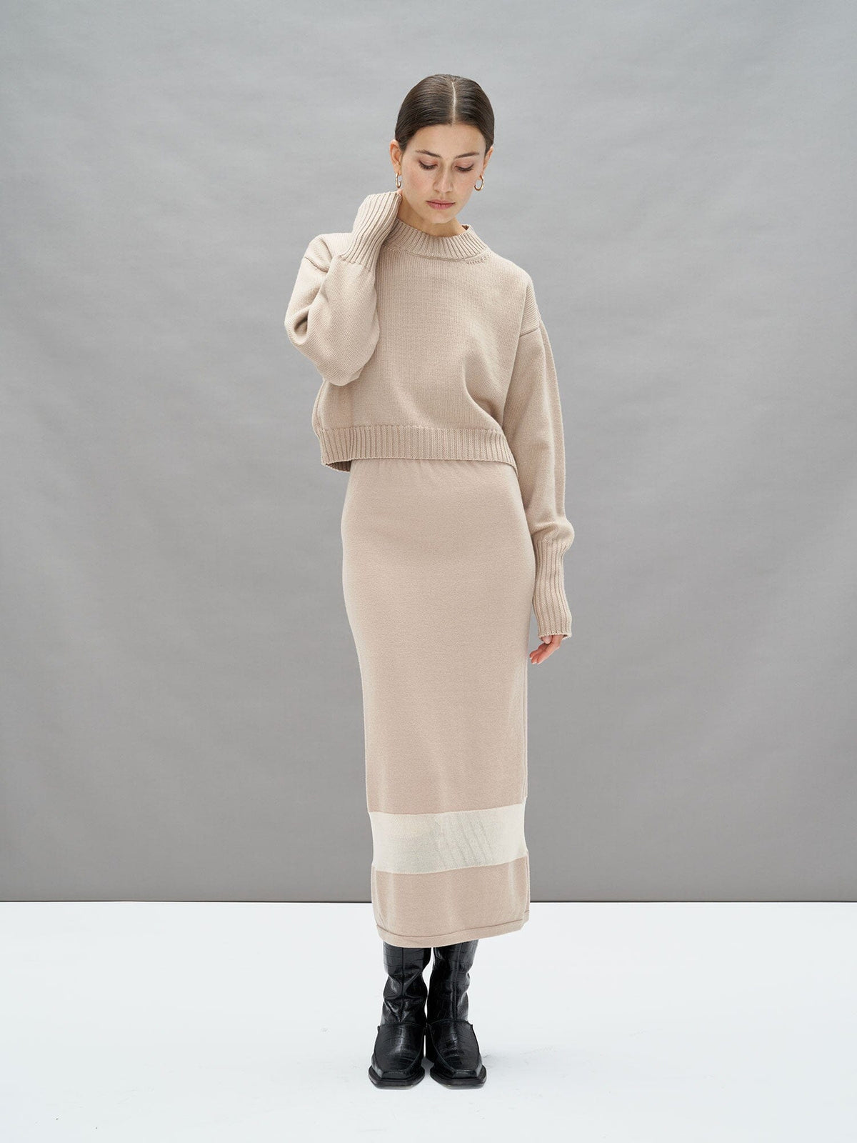 NONA - Long straight skirt with elasticated waist and fishnet cut-out in merino wool Oeko Tex Beige Skirt Fête Impériale