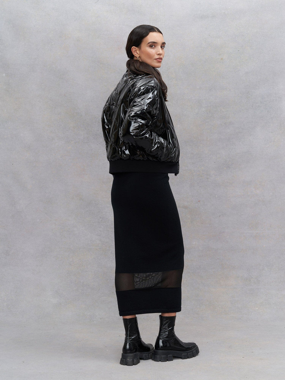 NONA - Long straight skirt with elasticated waist and fishnet cut-out in Oeko Tex merino wool Black Skirt Fête Impériale