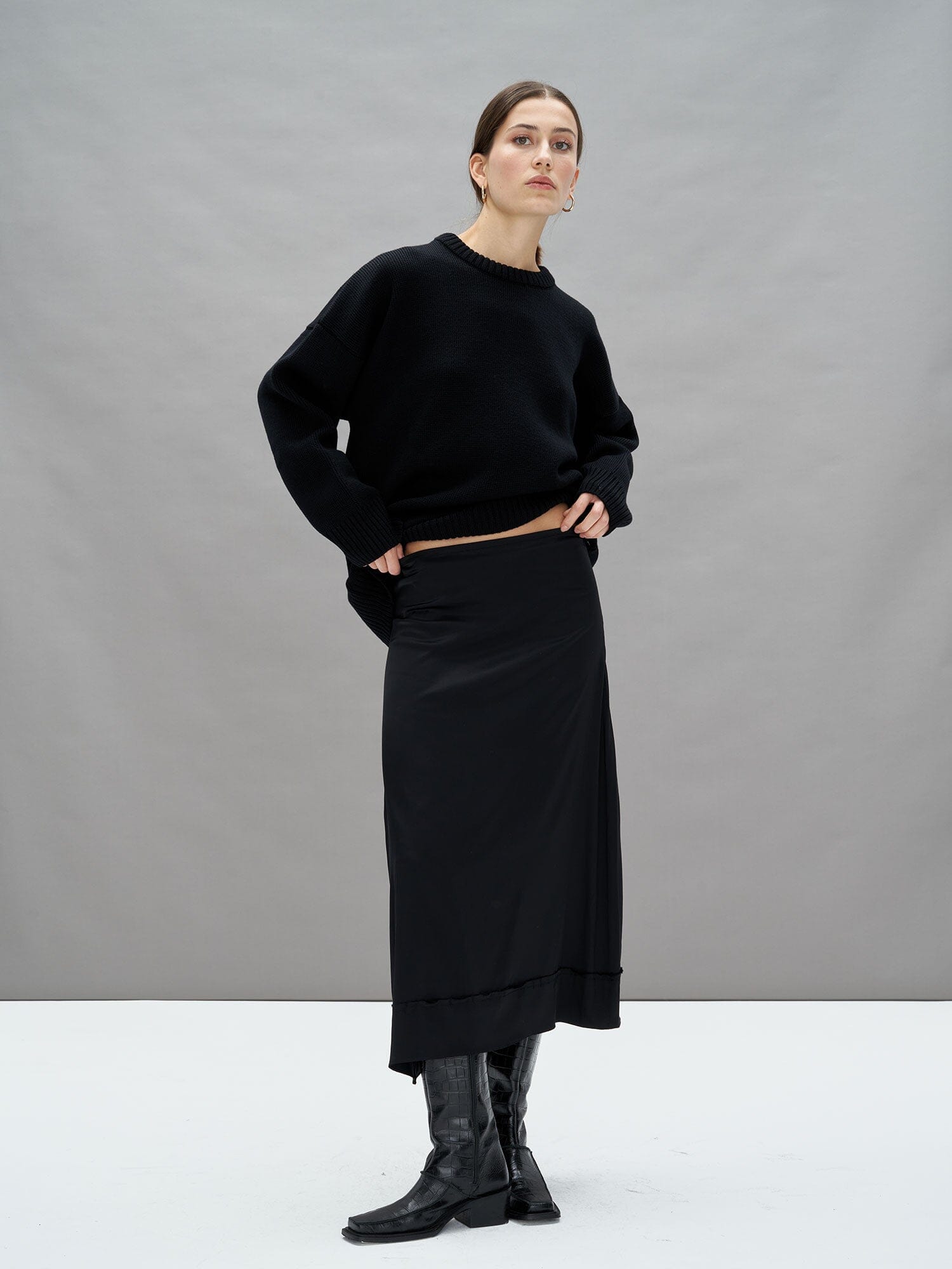 PRUNE - Flared midi skirt in viscose satin Black Skirt Fête Impériale