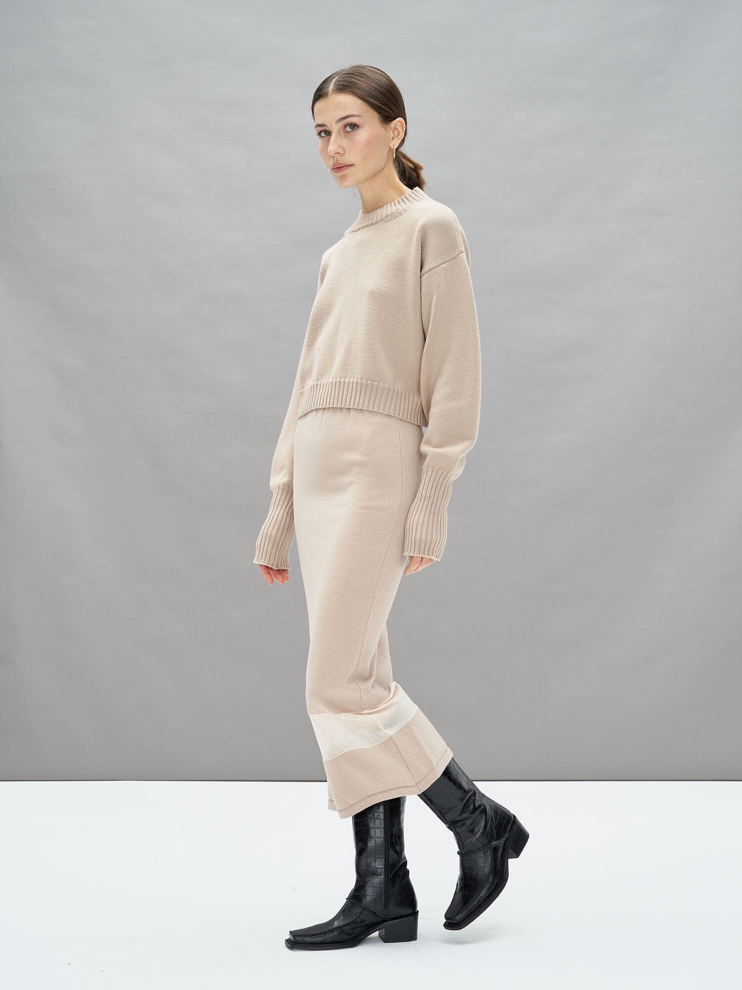 PULL SUN - Short sweater in Oeko Tex merino wool with Victorian-inspired sleeves and tightened cuffs Beige Sweater Fête Impériale