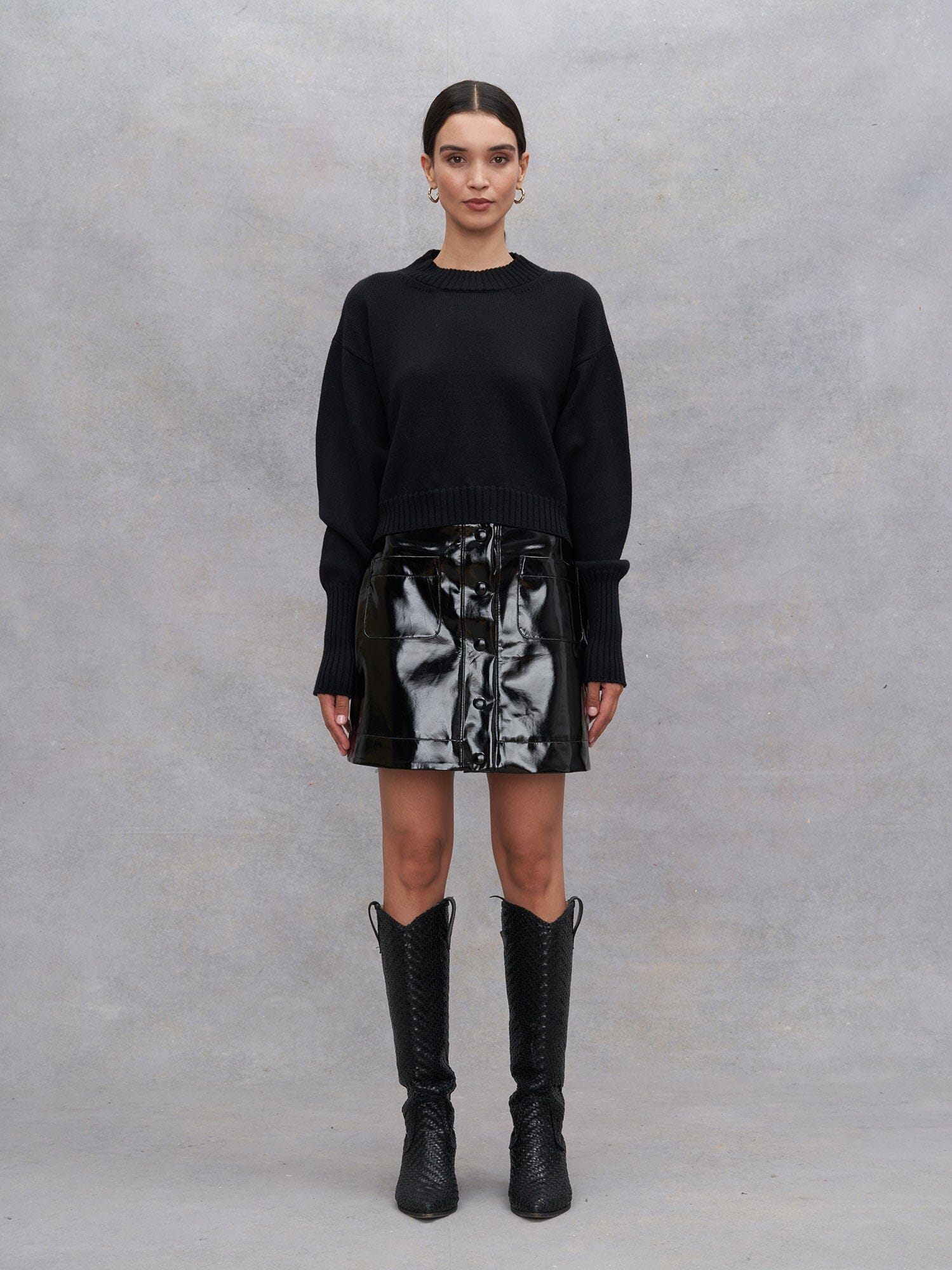 PULL SUN - Short sweater in Oeko Tex merino wool with Victorian-inspired sleeves and tightened cuffs Black Sweater Fête Impériale