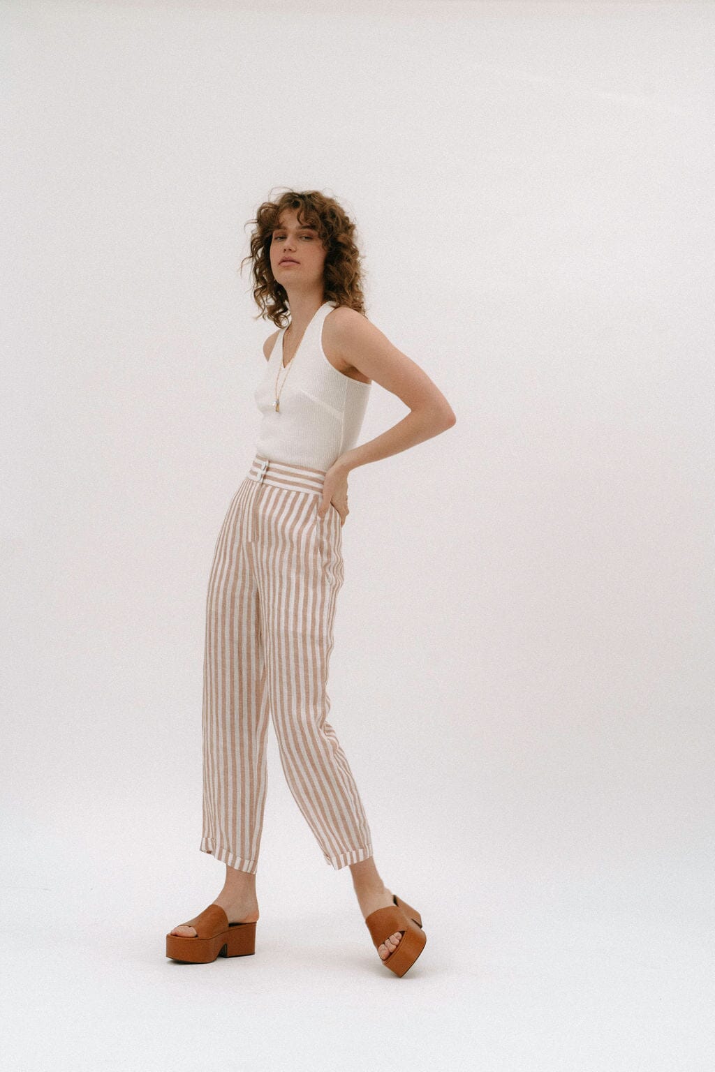 RAYMOND - High-waisted straight-leg pants in white and beige stripes Linen  Trousers Fête Impériale