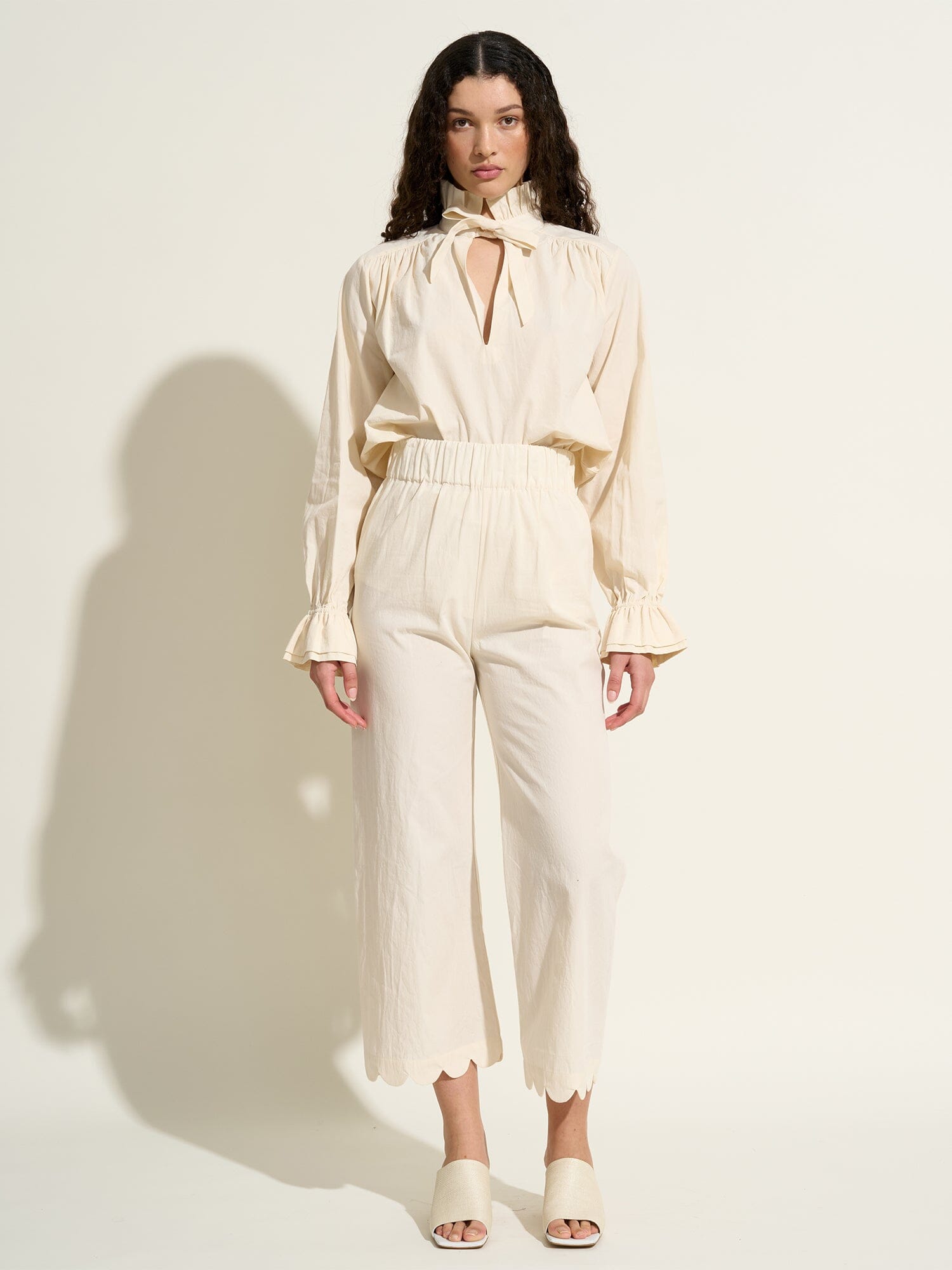 SIFNOS - Wide-leg high-waisted pants with elasticated bottom and petal finish in Cotton Crumpled Ecru Trousers Fête Impériale