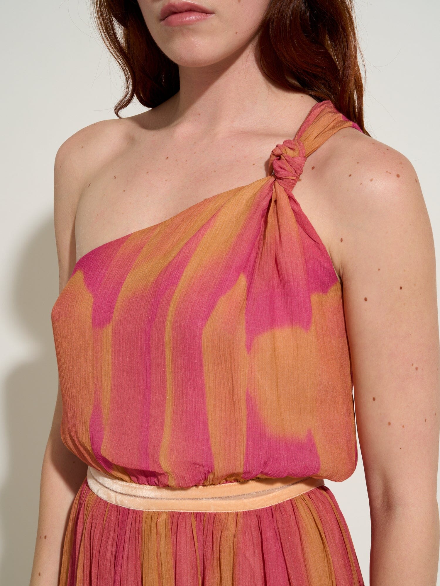 VENISE - Tie & Dye Fuchsia printed silk chiffon asymmetrical strap cropped top Top Fête Impériale